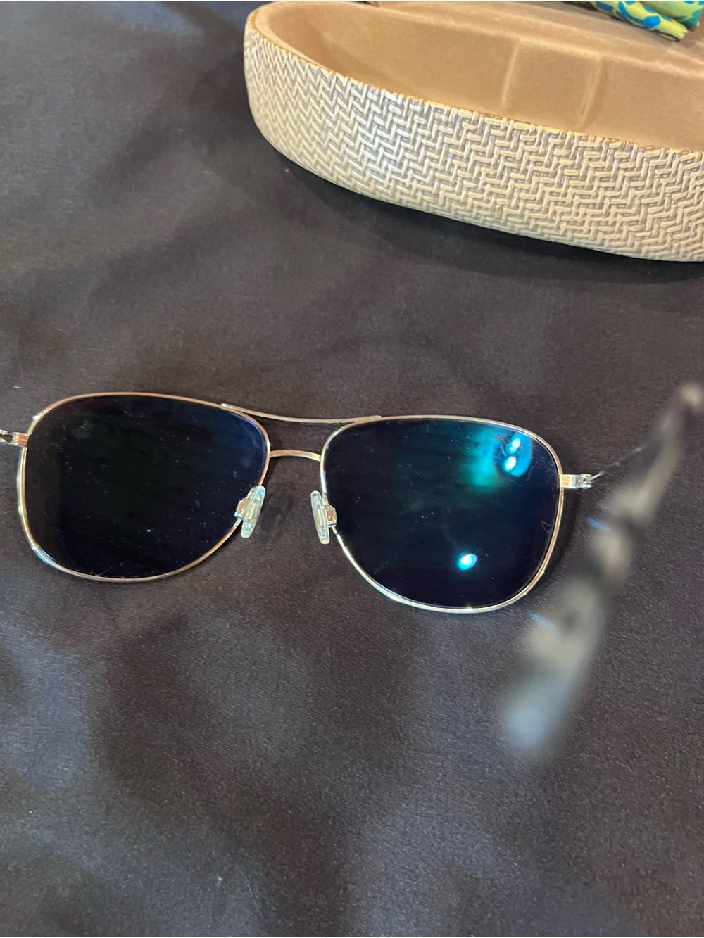 Maui Jim Maverick Silver Titanium Frame Sunglasses with Blue Mirrored Lenses - Picture 5 of 8